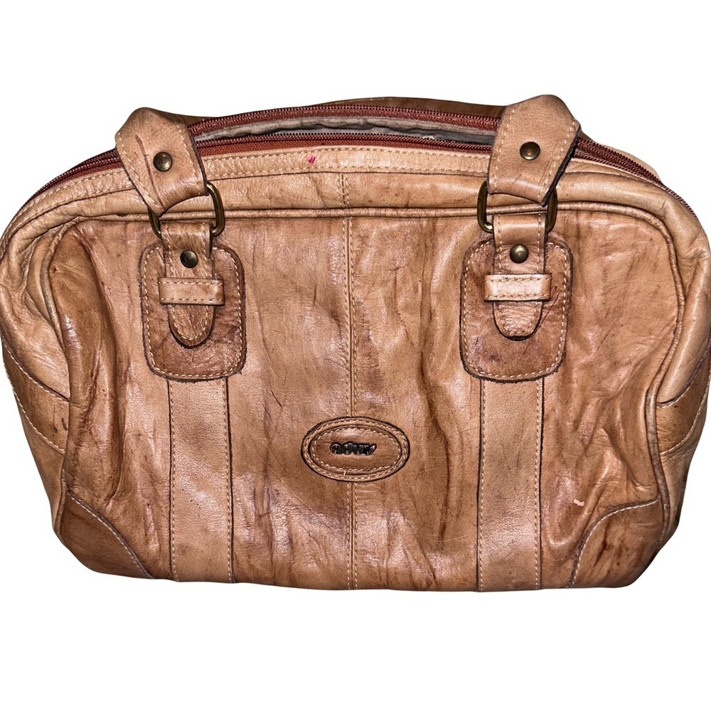 Adu’s Brazilian 100% Leather Handbag 8”h x12”w x 6”d double handle 8” drop